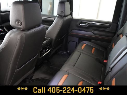 Used 2024 GMC Sierra 2500 AT4 w/ AT4 Preferred Package AWD/4WD image 35