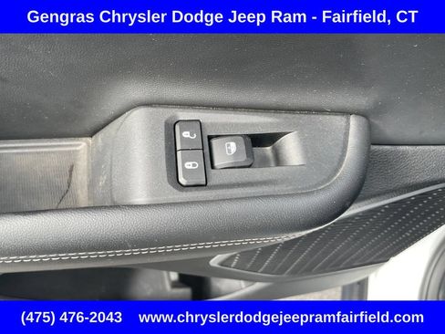 Certified 2023 Jeep Grand Cherokee Limited w/ Luxury Tech Group II AWD/4WD image 35