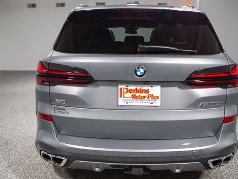 Used 2024 BMW X5 M60i image 8