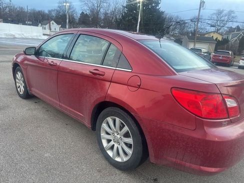 Used 2010 Chrysler Sebring Limited image 7