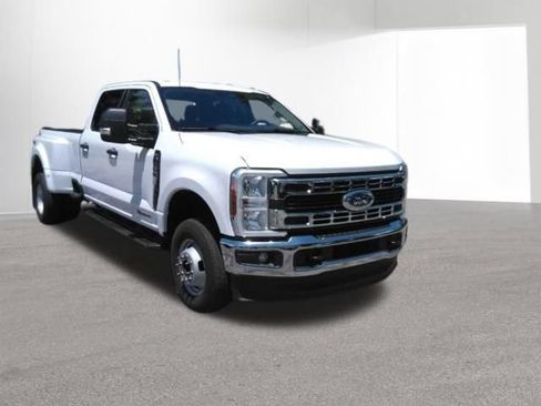 Used 2026 Ford F350 XLT AWD/4WD image 6