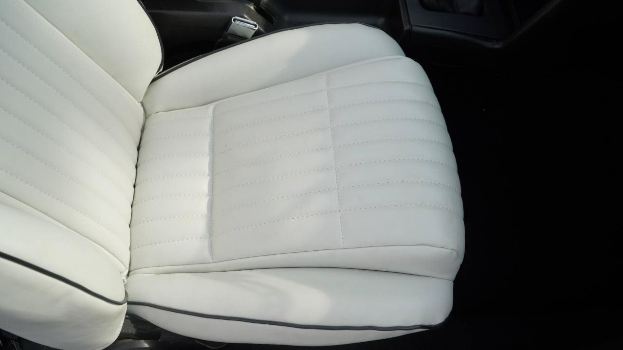 Used 1992 Ford Mustang LX RWD image 52