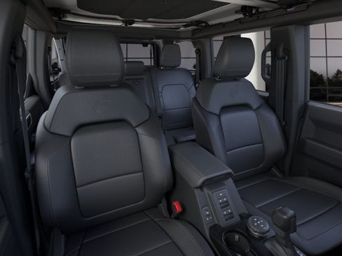 New 2026 Ford Bronco Badlands AWD/4WD image 10
