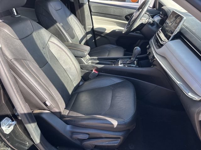 Used 2022 Jeep Compass Limited w/ Sun and Sound Group AWD/4WD image 10
