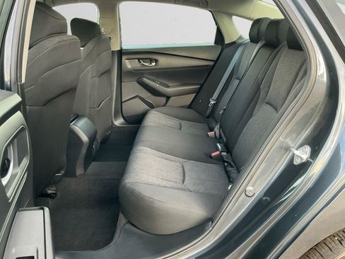 Used 2023 Honda Accord EX image 13