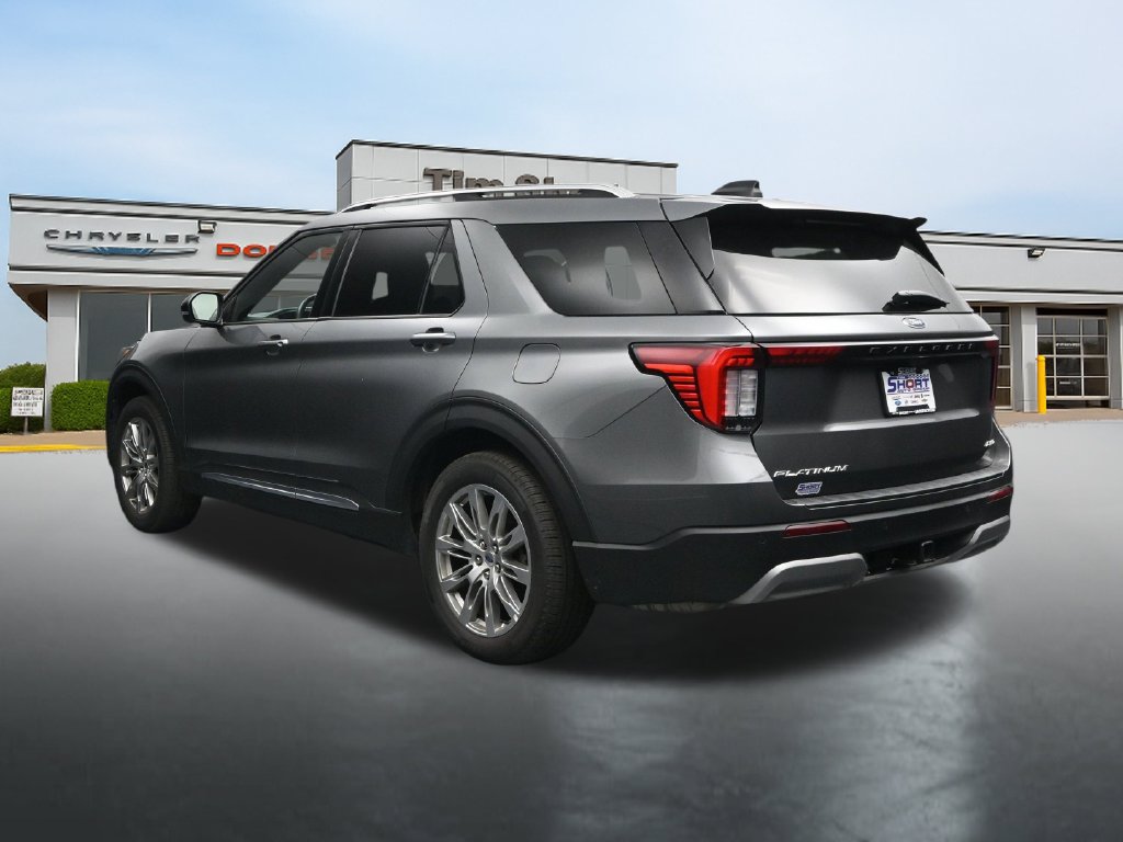 Used 2026 Ford Explorer Platinum AWD/4WD image 3