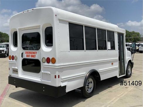 Used 2015 Chevrolet Express 3500 w/ School Bus Package image 2
