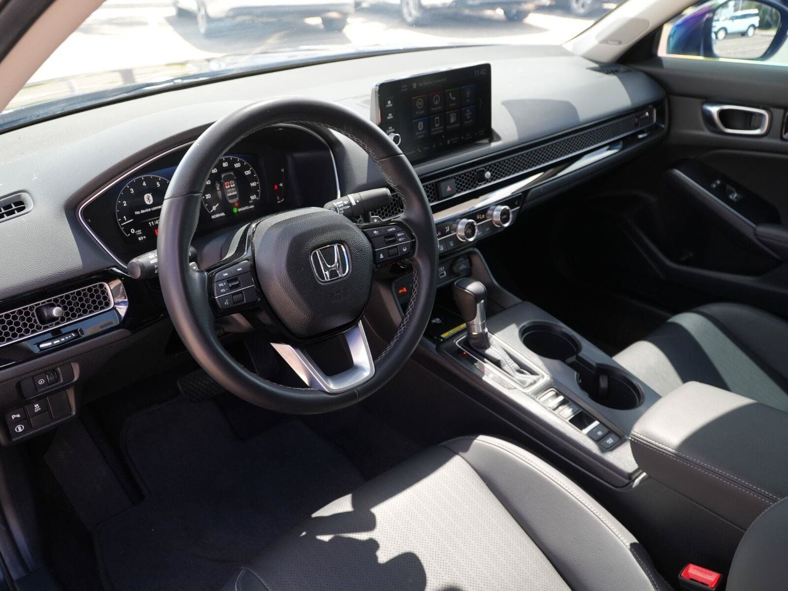 Used 2024 Honda Civic Touring image 6