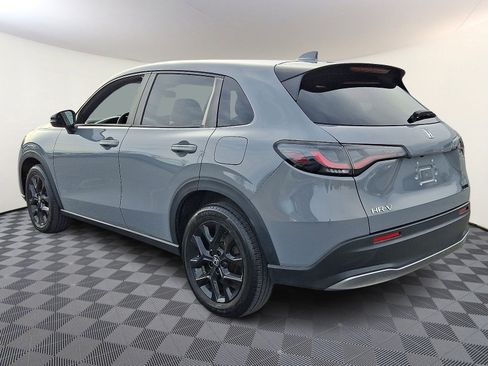 Used 2023 Honda HR-V Sport image 2