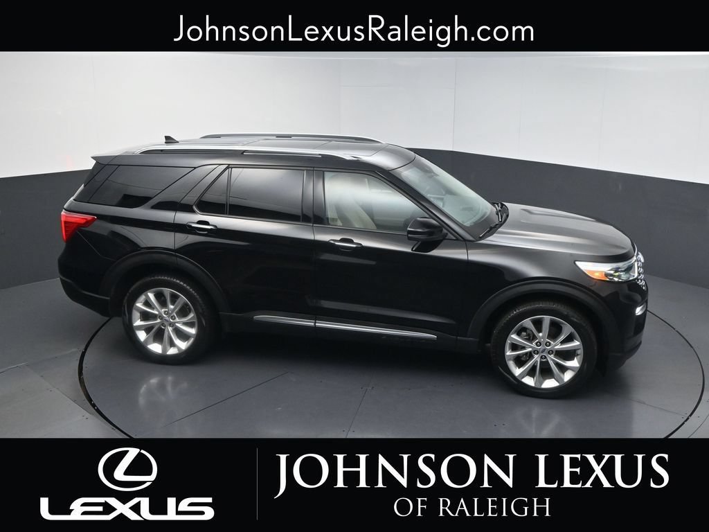 Used 2023 Ford Explorer Platinum w/ Technology Package AWD/4WD image 29
