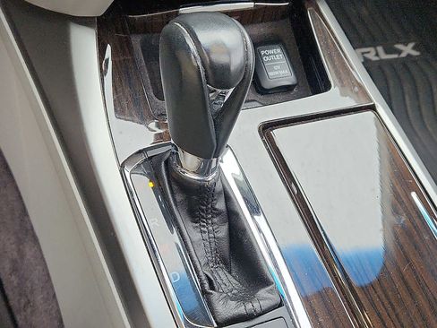 Used 2015 Acura RLX w/ Technology Package image 15