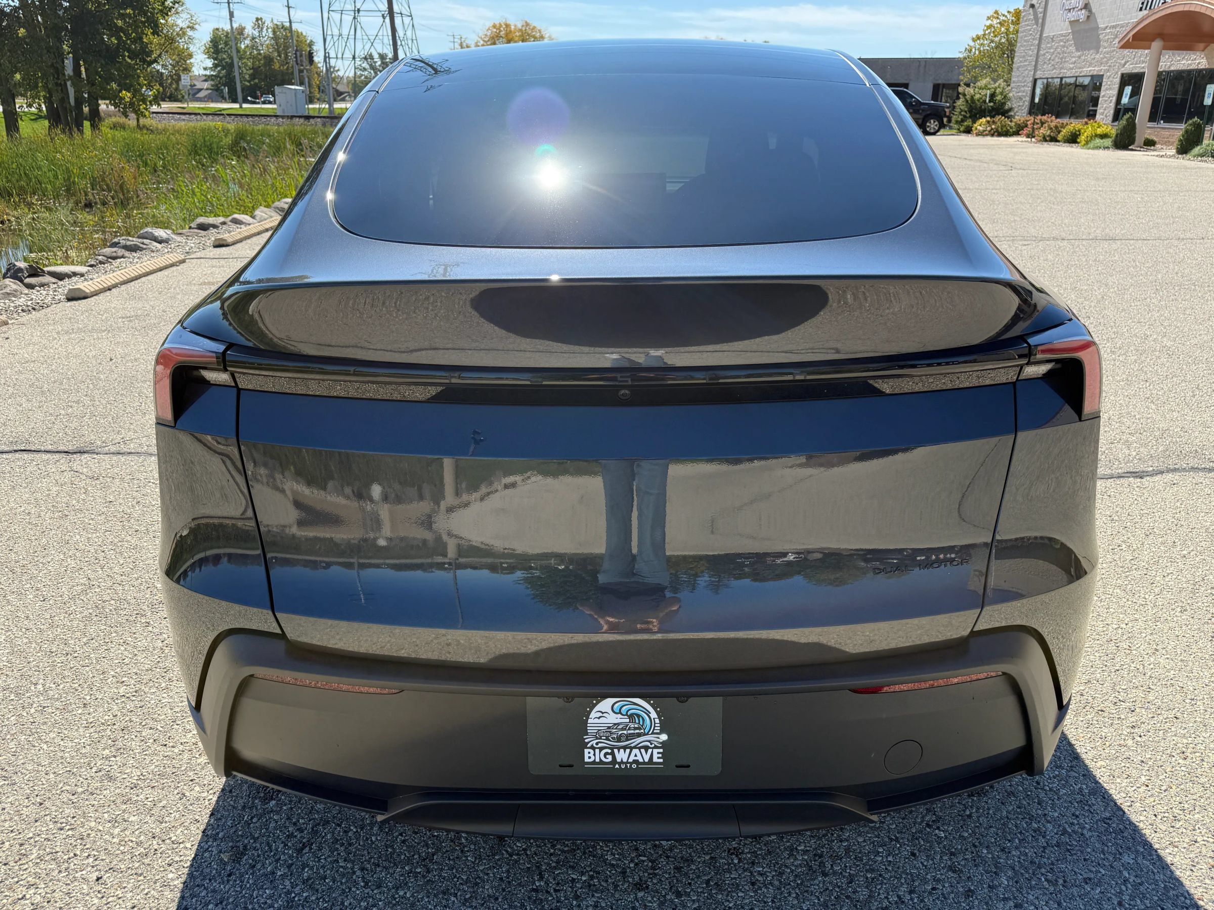 Used 2026 Tesla Model Y AWD image 4