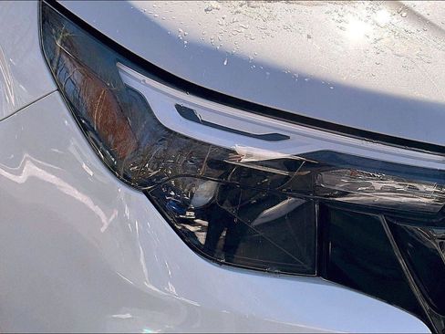 Used 2025 Subaru Forester Sport image 31