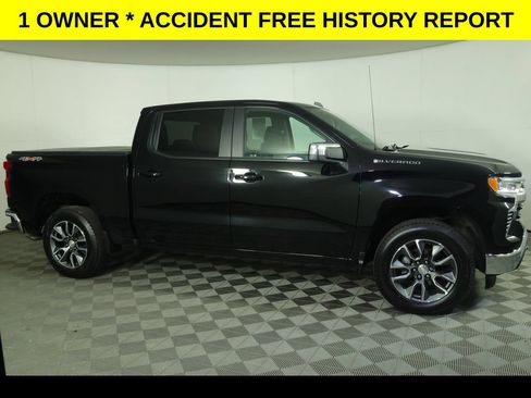 Used 2024 Chevrolet Silverado 1500 LT AWD/4WD image 2