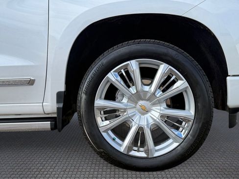 Used 2024 Chevrolet Silverado 1500 High Country image 8