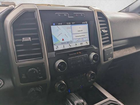 Used 2018 Ford F150 Lariat w/ Equipment Group 502A Luxury AWD/4WD image 13