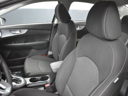 Certified 2022 Kia Forte LXS image 14