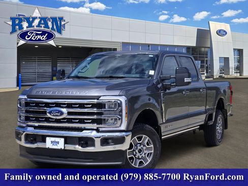 Used 2025 Ford F250 Lariat w/ Lariat Ultimate Package AWD/4WD image 1