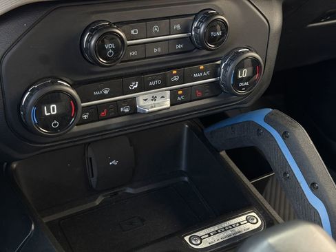 Used 2023 Ford Bronco Wildtrak AWD/4WD image 21