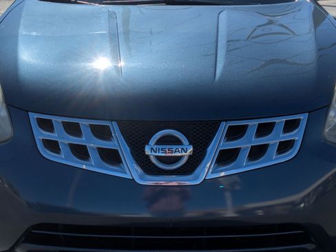 Used 2015 Nissan Rogue S w/ Convenience Package AWD/4WD image 9