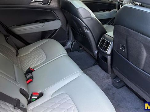 Used 2023 Kia Sportage X-Pro Prestige AWD/4WD image 18