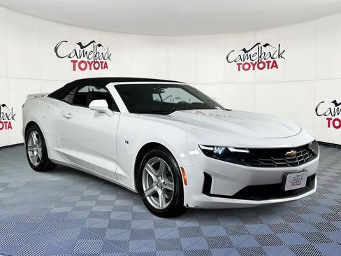 Used 2023 Chevrolet Camaro LT image 3