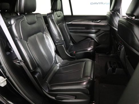 Used 2024 Jeep Grand Cherokee L Limited w/ Luxury Tech Group II AWD/4WD image 20