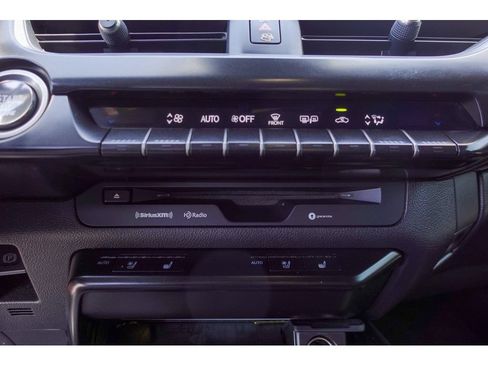 Used 2019 Lexus UX 200 w/ Premium Package FWD image 22