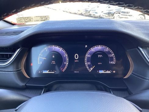 New 2025 Jeep Grand Cherokee L Altitude image 38