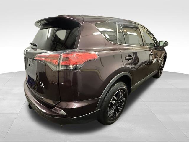 Used 2018 Toyota RAV4 LE w/ All Weather Liner Package AWD/4WD image 6