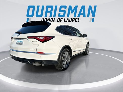 Used 2023 Acura MDX SH-AWD w/ Technology Package image 8