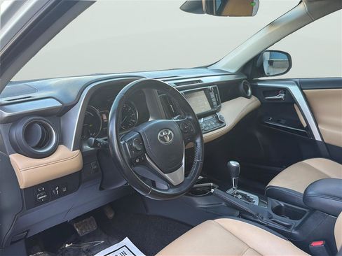 Used 2017 Toyota RAV4 Limited AWD/4WD image 11