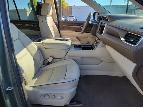 Used 2023 GMC Yukon Denali image 19