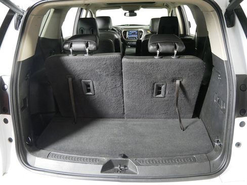 Used 2017 GMC Acadia Denali image 18