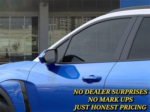 New 2025 Chevrolet Blazer EV LT image 12