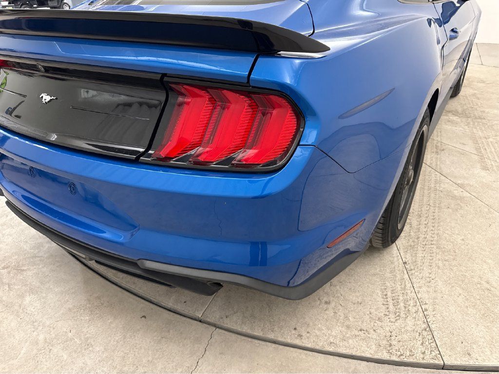Used 2021 Ford Mustang Coupe RWD image 23