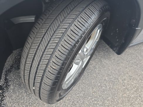 Used 2024 Honda HR-V LX image 29