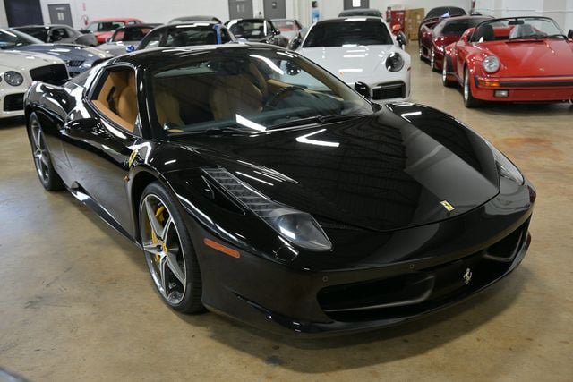 Used 2013 Ferrari 458 Spider RWD image 28
