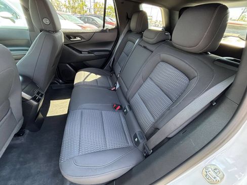 Used 2025 Chevrolet Equinox LT FWD image 25