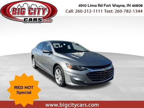 Used 2023 Chevrolet Malibu LT FWD image 1