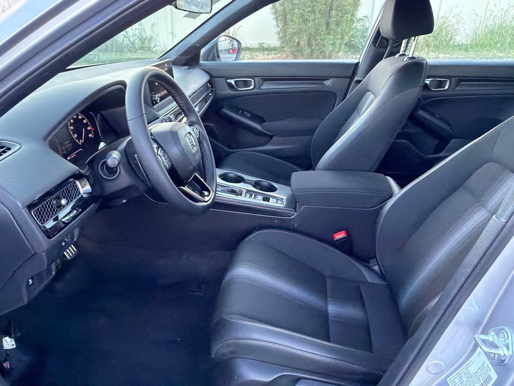 Used 2025 Honda Civic Sport image 16