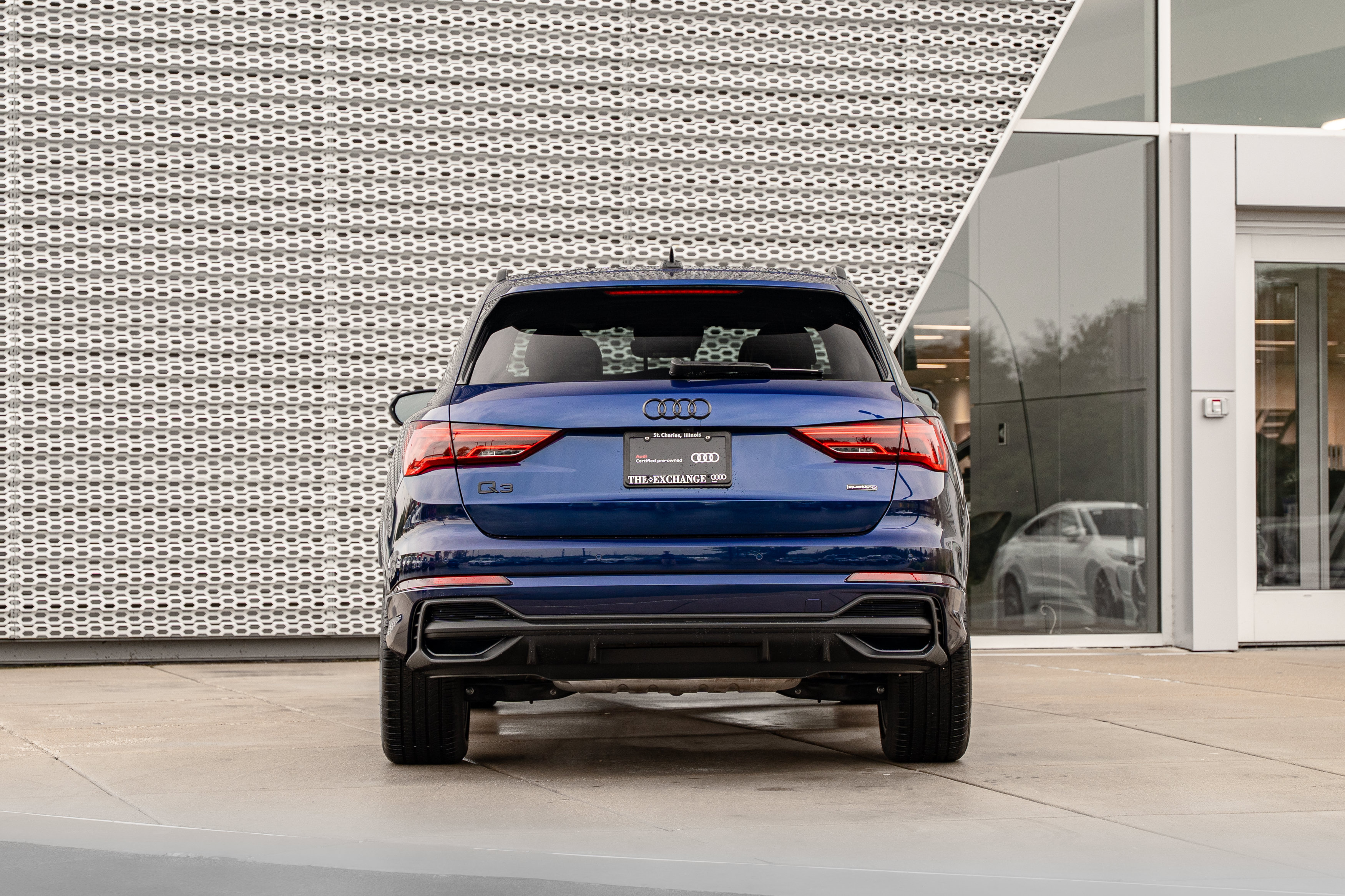 Certified 2025 Audi Q3 2.0T Premium w/ Convenience Package AWD/4WD image 26