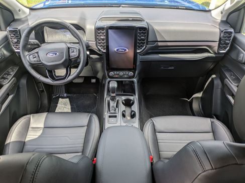 New 2025 Ford Ranger Lariat w/ FX4 Off-Road Package image 6