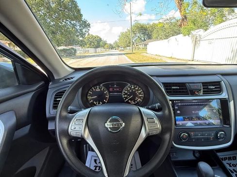 Used 2018 Nissan Altima 2.5 S w/ S Convenience Package FWD image 8