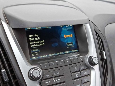 Used 2015 Chevrolet Equinox LT w/ Driver Convenience Package image 19