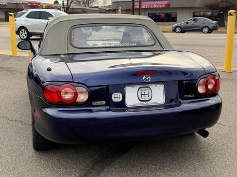 Used 2003 MAZDA MX-5 Miata SE image 14