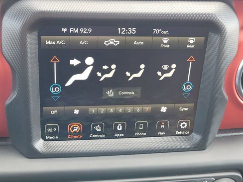 Used 2021 Jeep Gladiator Rubicon AWD/4WD image 17
