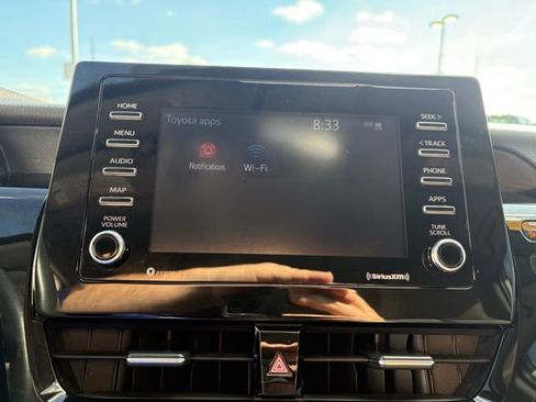 Used 2021 Toyota Camry SE image 16