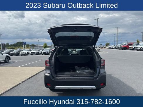 Used 2023 Subaru Outback Limited image 8