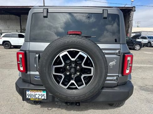 Used 2023 Ford Bronco Outer Banks AWD/4WD image 6
